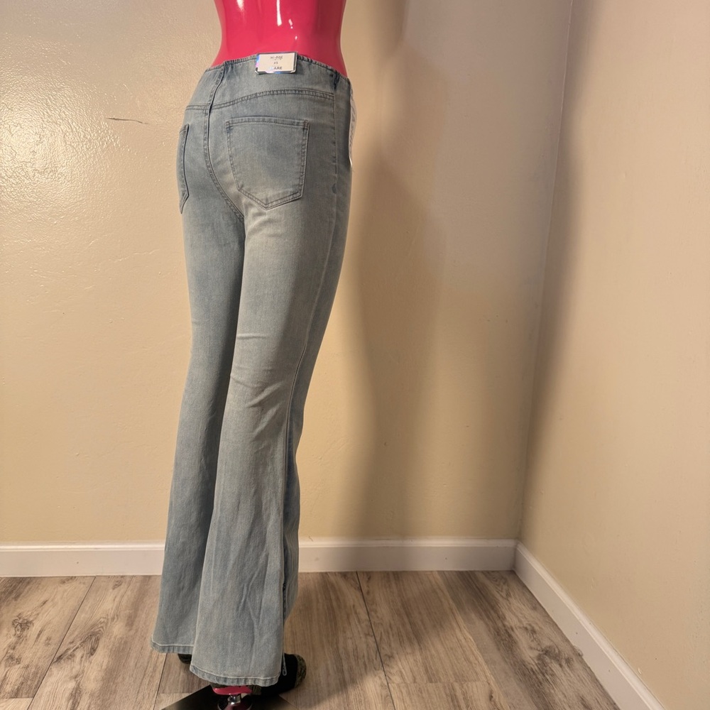 Tinseltown Hi-Rise Flare Jeans XS Light Wash